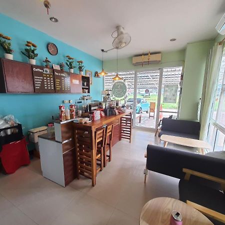 Chonnatee Residence Chum Phae Екстер'єр фото