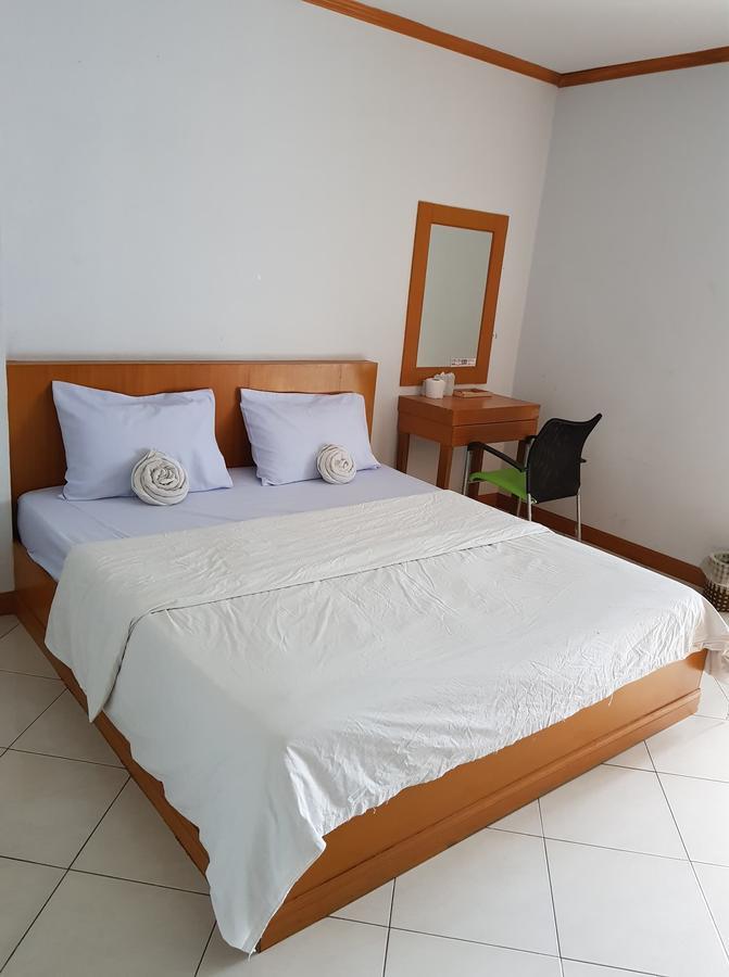 Chonnatee Residence Chum Phae Екстер'єр фото